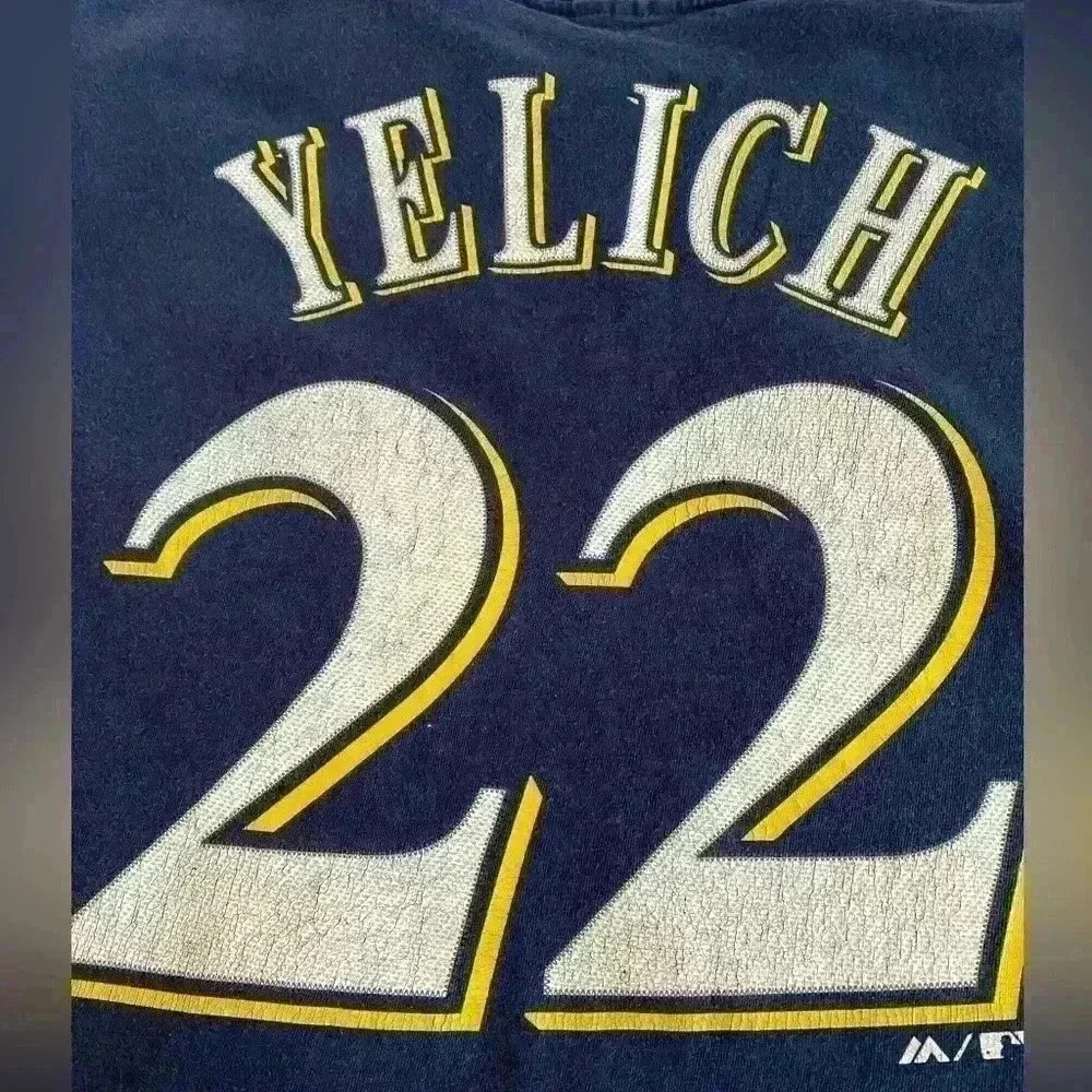 Milwaukee Brewers T-shirt - Picture 5 of 7